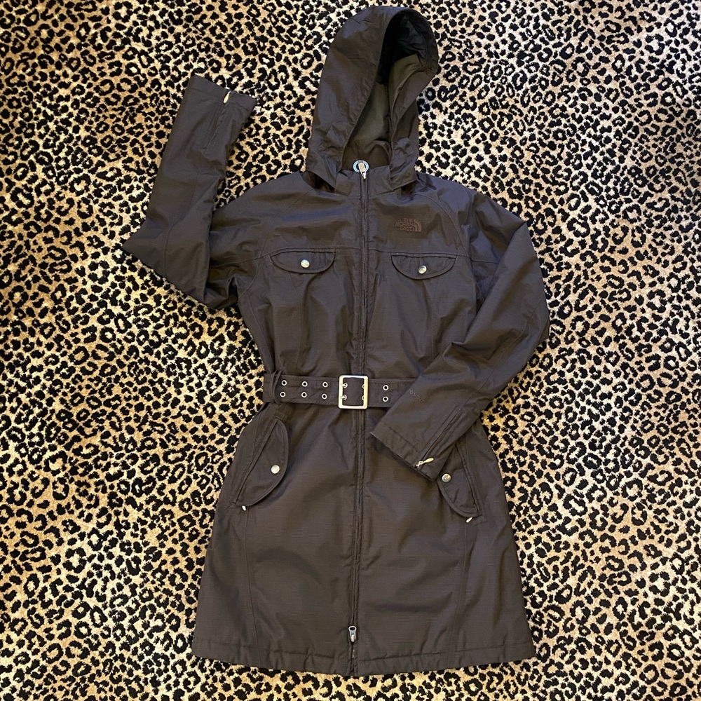 Stylish, Practical, Waterproof, Warm The North Face HyVent Coat EUC - Like New!
